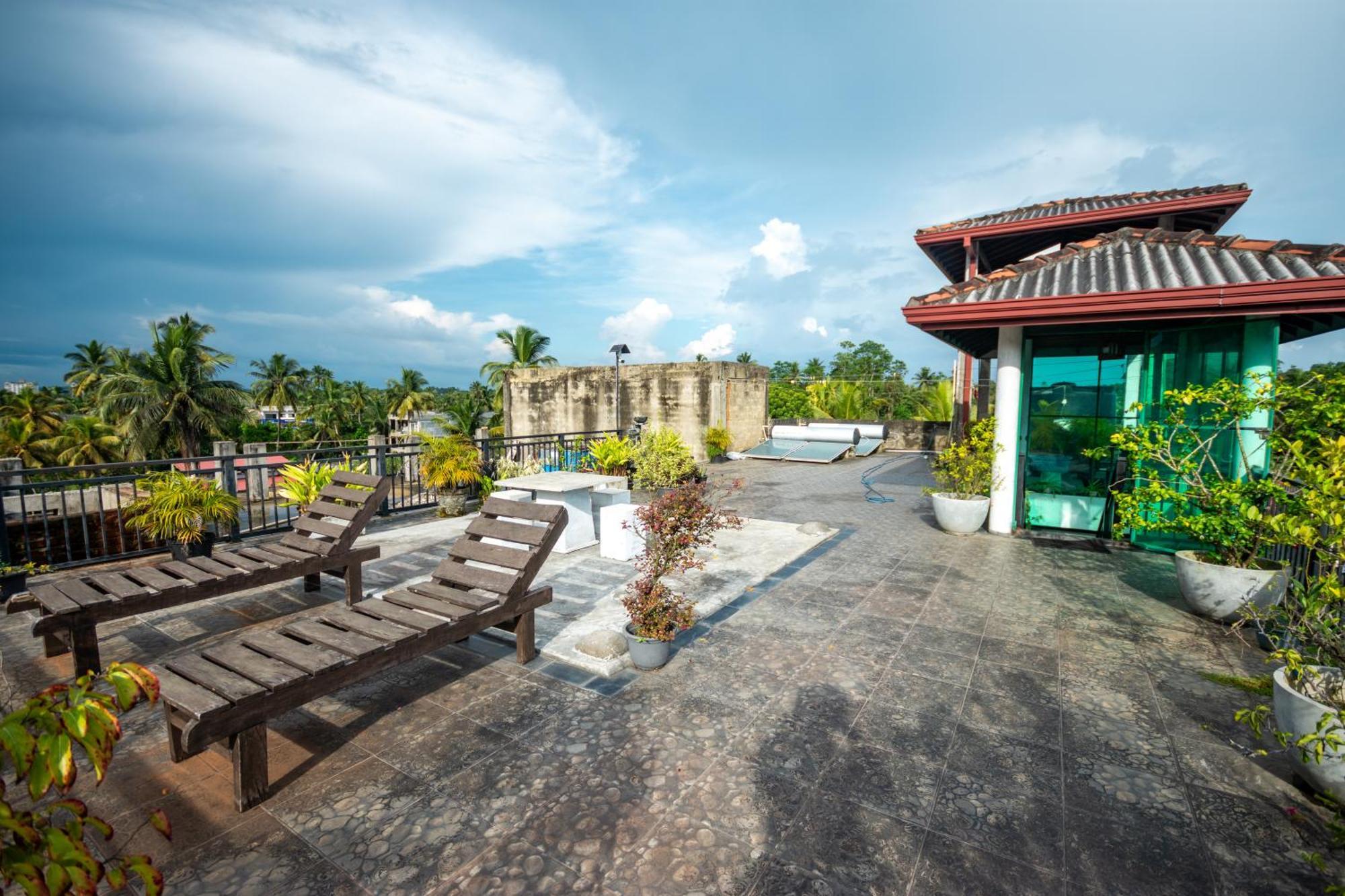 Maple Place Unawatuna Buitenkant foto